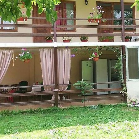 Эльза Hotel Gudauta Luaran gambar